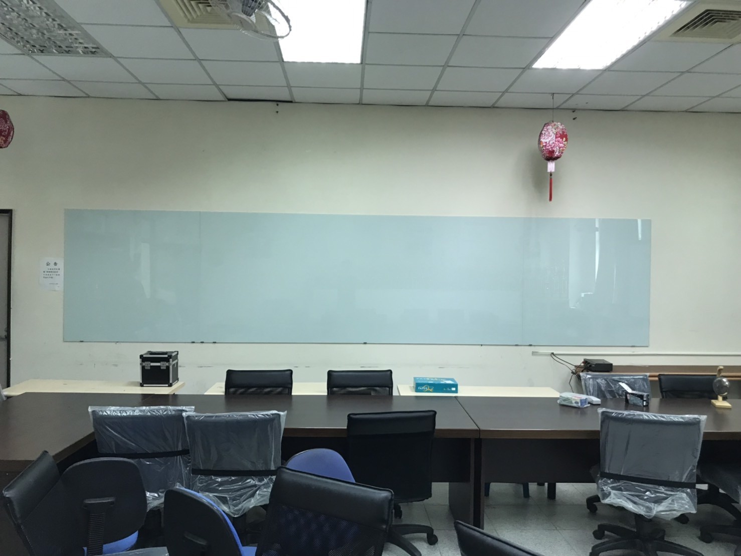 台中磁性白板玻璃安裝