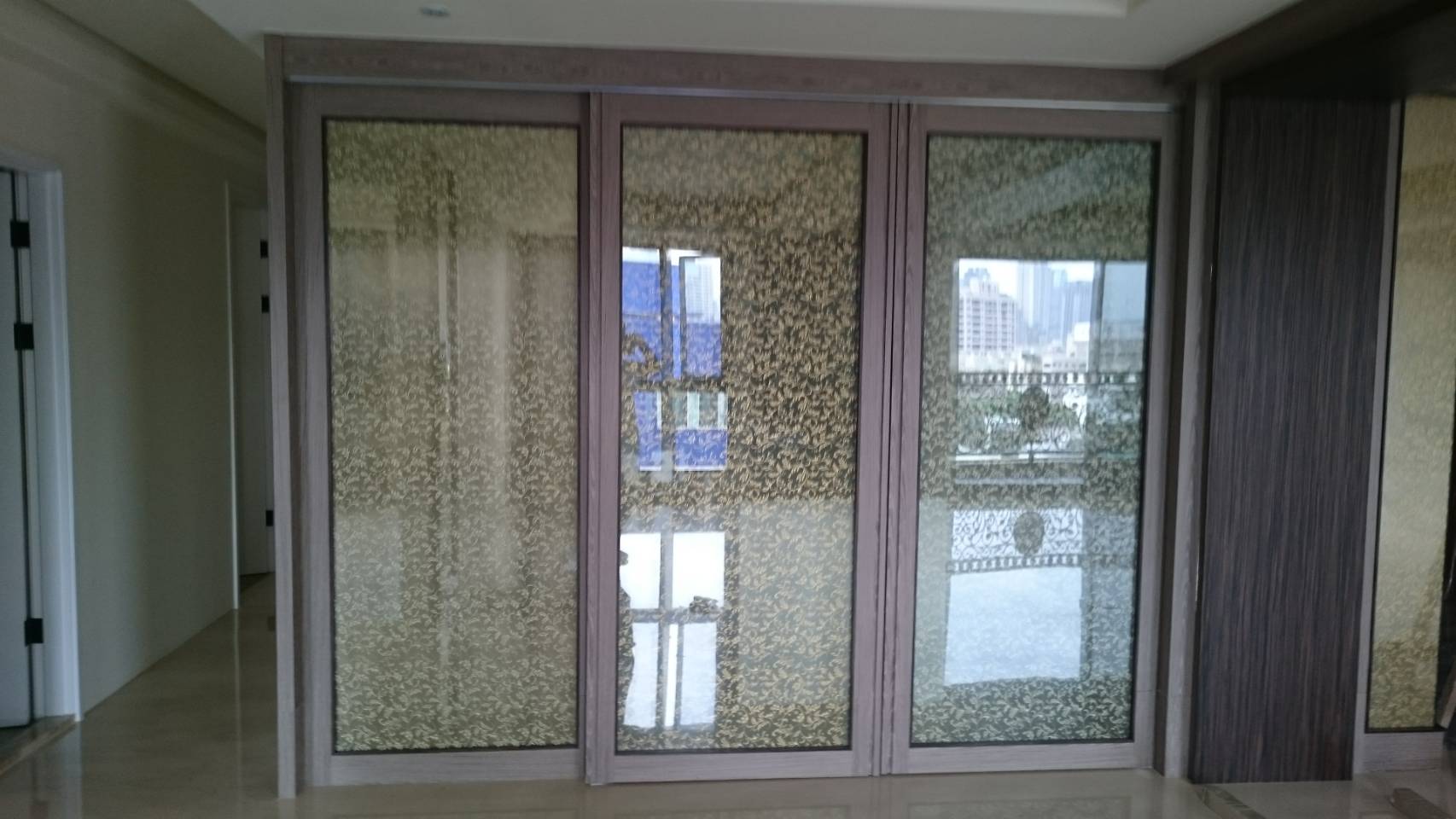 台中玻璃大門安裝