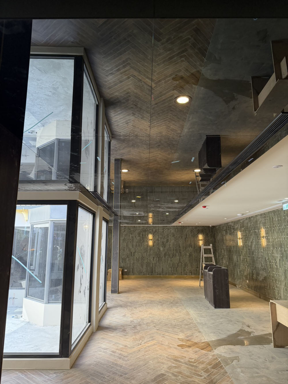 台中商業空間玻璃隔間工程